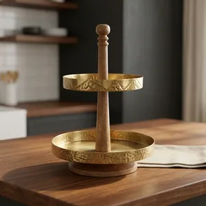 Support à gâteau rond à 3 niveaux en bois, aspect laiton, pour servir des desserts lors de fêtes et de présentations culinaires - Product Image 2