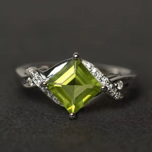 Anillo de Peridoto Natural, Anillo de Piedra de Nacimiento de Agosto, Anillo de Compromiso con Gema Verde de Corte Cuadrado, Joyería - Product Image 1