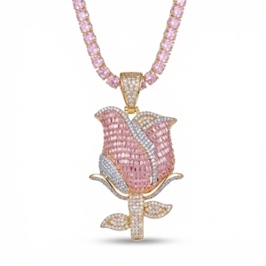 Collar con Colgante de Rosa de Lujo, Chapado en Oro de 18K, Diseño de Flor con Cristales de Estrás, Cadena con Cuentas, Joyería Unisex para Regalo - Product Image 1