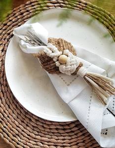 Anneaux de serviette en macramé - Décoration de table champêtre pour dîner festif - Product Image 3