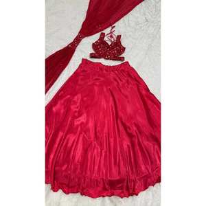 Robe de soirée de créateur Belle Lehenga Choli avec Dupatta pour les fêtes - Product Image 4