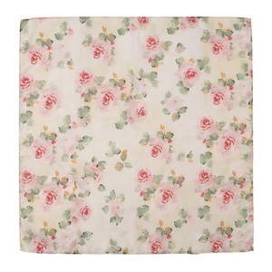 Écharpe carrée en soie pour femme, imprimé floral, style doux, toutes saisons, accessoire de mode, 100% soie, impression numérique - Product Image 1