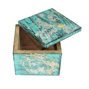 Joyero de madera ecológico para accesorios de joyería, caja de regalo de esmalte polivinílico en forma cuadrada, color verde - Product Image 2