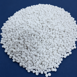 Meilleur prix, produit phare : Granulés de carbonate de calcium (masterbatch) en forme de remplissage, couleur blanc naturel, matière première pour bidons. - Product Image 1