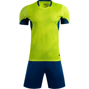 Ensemble d'entraînement de football personnalisé 2026 pour hommes – Maillot et short respirants 100 % polyester à séchage rapide – Kit professionnel pour équipe - Product Image 6