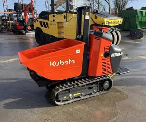 Minidumper Compacto con Orugas, Volquete Hidráulico, Capacidad de Carga de 700 kg, Motor Diésel de 90 CV, Transportador sobre Orugas para Construcción y Paisajismo - Product Image 1