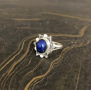 Sterling Silver 925 Unisex <b>Lapis</b> <b>Lazuli</b> Stylish Vintage <b>Ring</b> Trendy Flower Shape Wear Any Occasion - Product Image 2