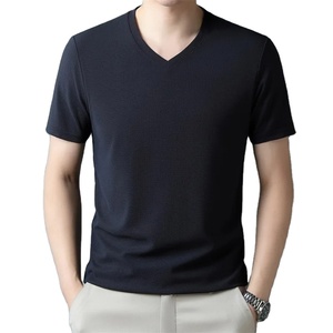 2024 nueva Camiseta básica de gofres para hombre, Color puro, manga corta, cuello en V, 7 colores y 6 tamaños, diseño en blanco de talla grande - Product Image 3