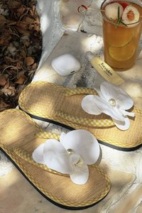 ผู้ผลิตเวียดนาม รองเท้าแตะผักตบชวา เป็นมิตรกับสิ่งแวดล้อม รองเท้าแตะชายหาดสำหรับโรงแรม ขายส่งจำนวนมาก โรงงานส่งออก - Product Image 3