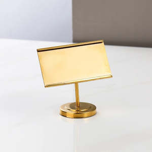 Porta Tarjetas de Visita de Latón Premium para Escritorio de Oficina, Elegante Soporte Metálico para Tarjetas de Visita para Recepción y Decoración del Hogar - Product Image 3