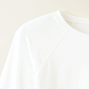 Camiseta Clásica Casual de Manga Larga con Cuello Redondo, Diseñada con Tela de Lona Suave que Brinda Comodidad sin Esfuerzo, Secado Rápido para Atuendos Durante Todo el Día - Product Image 3