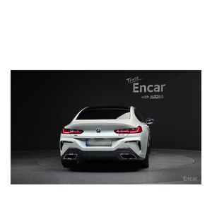 BMW Série 8 840i XDrive M Sport Gran Coupé Janvier 2020 69 477 km Boîte de vitesses automatique Volant à gauche Sièges en cuir Caméra arrière - Product Image 4