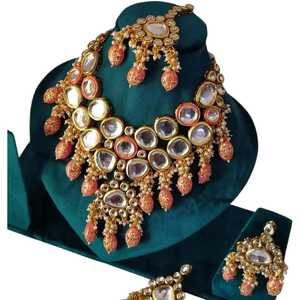 Ensemble collier et boucles d'oreilles vintage plaqué or avec cristaux et design à pompons pour femmes, bijoux de mariage, collection de luxe pour l'Aïd, ensembles personnalisés - Product Image 1