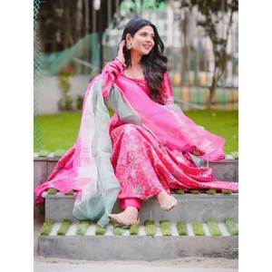 DESIGNER CHINON SOIE DIGITAL IMPRIMÉ ROBE BAS AVEC DUPATTA ROSE - Product Image 1