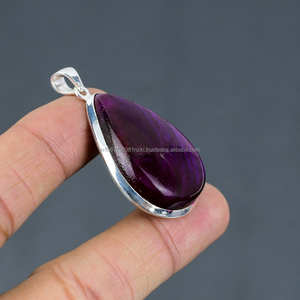 Pendentifs indiens en argent sterling 925 faits à la main avec des pierres précieuses de Labradorite vêtements de fête pour femmes - Product Image 2