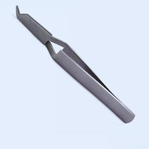 Pince manuelle dentaire en acier inoxydable pour la pose et le retrait de brackets et ligatures, coupe-fil, certifiée Grip Surgical - Product Image 3