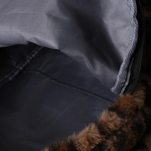 Sac à dos de voyage scolaire en fausse fourrure pelucheuse à imprimé léopard de luxe personnalisé pour femmes et filles - Product Image 6