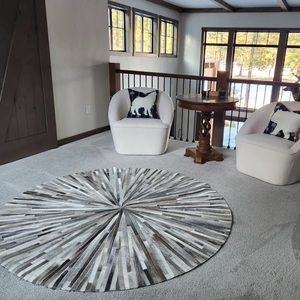 Alfombra de cuero a rayas moderna hecha a mano, tamaño personalizado para decoración del hogar y regalo de oración para sala de estar - Product Image 2