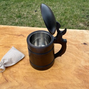 Mug à boire en bois de qualité supérieure avec couvercle en bois et poignée décapsuleur, finition lisse, tasse en bois faite à la main pour bière, eau, café et - Product Image 4