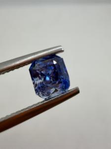 Zafiro Azul Natural con Corte Asscher y Fuego Azul para Anillos, Proveniente de Sri Lanka - Product Image 4