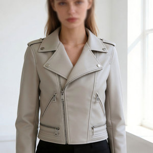 Chaqueta de Cuero para Mujer, con Interior Suave, Ideal para el Uso Diario, Chaqueta de Cuero Hecha a Medida - Product Image 1