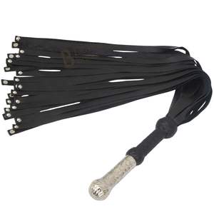 Flogger de Cuero Suave para Juego Sensorial con Flecos Flexibles y Ligeros - Product Image 1