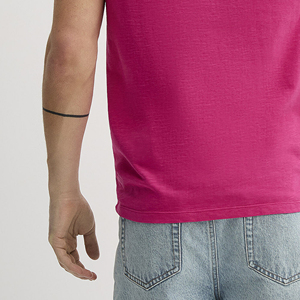 เสื้อกล้ามผู้ชายแบบสปอร์ตผ้าฝ้าย 100% สั่งทำขายส่ง เสื้อกล้ามผู้ชายยืดหยุ่นได้ เนื้อผ้าฝ้ายนุ่มใส่สบายสำหรับผู้ชาย - Product Image 2