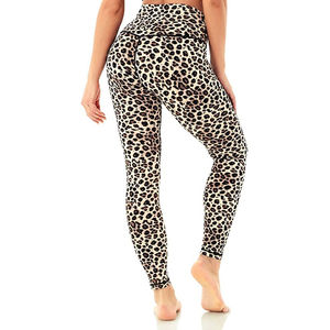 Quick Dry Eco-Friendly Breathable Lightweight Plus Size Mid Waist Seamless Knitted <b>Slim</b> Fit Compression <b>Leggings</b> OEM Factory - Product Image 5