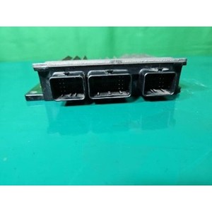 ECUs y Módulos de Computación Usados de Carnival 391014X710 - Product Image 2