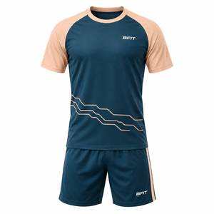 Uniforme de Fútbol Personalizado para Equipo, Camiseta Verde Bosque con Mangas Color Arena y Pantalones Cortos a Juego - Product Image 1