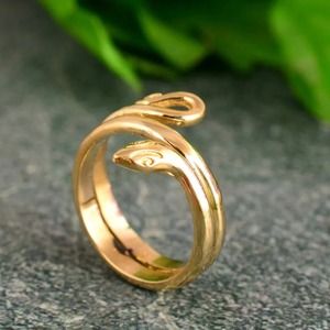 Anillo de Serpiente Ajustable de Alta Calidad Chapado en Oro de 18k, Diseño Minimalista de Animal, para Venta al por Mayor/OEM/ODM - Product Image 2