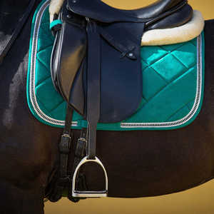 Ensemble de tapis de selle personnalisés de qualité supérieure avec protège-oreilles et protège-pattes, équipement complet d'équitation - Product Image 3