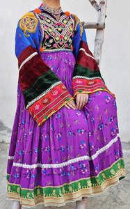 Belle conception nouvelle robe africaine kuchi costume tribal robe par WS INTERNATIONAL - Product Image 4