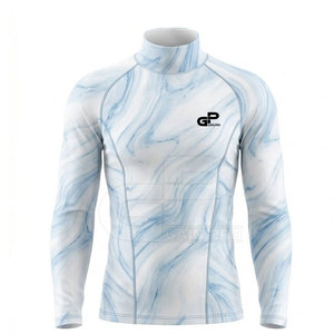 Camiseta de compresión avanzada para fútbol con tecnología de secado rápido para mayor comodidad durante partidos, entrenamientos y sesiones de fitness. - Product Image 2