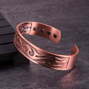 Pulsera Magnética de Cobre con Motivo Tribal de Llama Hecha a Mano, Joyería Metálica de Moda, Diseño Exquisito - Product Image 1