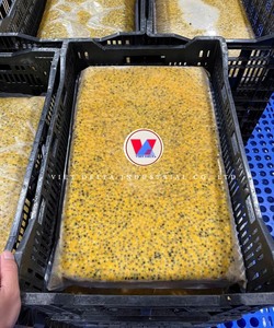 Purée de fruit de la passion congelée sans pépins pour boissons, sirops, ingrédients de cocktails, couleur jaune naturelle, en sachet sous vide ou en fût - Product Image 4