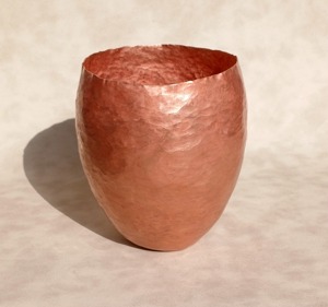 Verre à eau en cuivre de qualité supérieure, fabriqué avec soin, finition lisse, idéal pour l'eau. - Product Image 6