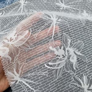 Tela de Encaje Elástica Ligera con Rayas Florales, 147 cm, Nailon y Spandex, Tejido Elástico de Urdimbre para Vestidos de Novia, Lencería y Prendas de Vestir - Product Image 4