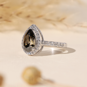 Trendy Design Pear Cut Lab Grown Diamond Engagement <b>Ring</b> Stunning Diamond <b>Ring</b> with Brilliant Sparkle From <b>Indian</b> Supplier - Product Image 2