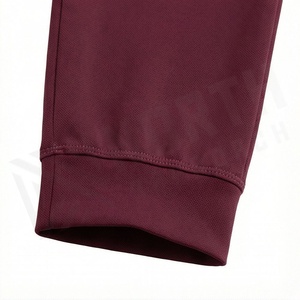 Ensemble de survêtement pour homme, couleur bordeaux, fermeture éclair intégrale, style sportif, avec accents orange, matière respirante en polyester et coton, idéal pour l'automne - Product Image 6