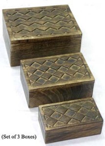 <b>Wooden</b> Antique Carved Eco-Friendly Money Box Handcrafted Vintage Style Wall-Mounted with Intricate Floral Traditional Carvings - Product Image 3