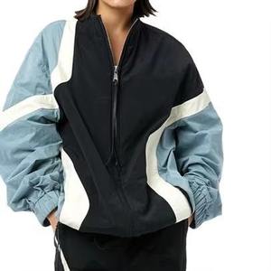 Ensemble de survêtement coupe-vent personnalisé pour femme, avec capuche, motif chevron coloré, léger, pour la gym et le jogging, deux pièces - Product Image 6