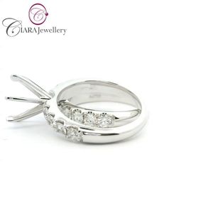 ชุดแหวนหมั้นและแหวนแต่งงานสุดคลาสสิกสีทองขาว18K สุดหรูพร้อมด้วยเพชรธรรมชาติแท้สำหรับงานปาร์ตี้ - Product Image 2