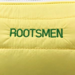 กระเป๋าเครื่องสำอางพกพาไนลอนสำหรับเดินทางพร้อมที่ปิดซิป - Product Image 2