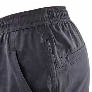 Shorts de course à séchage rapide pour hommes, gris uni, coupe ample, shorts de jogging athlétiques avec poches zippées, taille élastique - Product Image 4