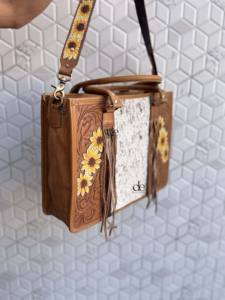 Sac fourre-tout à franges en cuir sculpté à la main Sac à main élégant en mousse Fourrure de vachette Collection élégante de sacs pour femmes multi-usages - Product Image 2