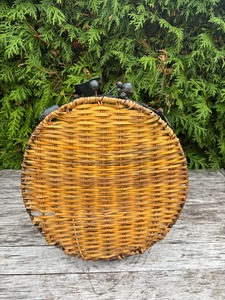 Magnifique panier à fruits en rotin, parfait pour une décoration intérieure naturelle et favorisant une bonne circulation de l'air pour les fruits frais. - Product Image 4