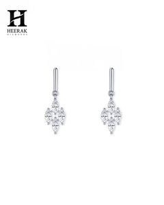 Pendientes de Oro de 14K con Diamantes en Forma de Marquesa, Fabricante de Joyería Fina de Lujo - Product Image 5