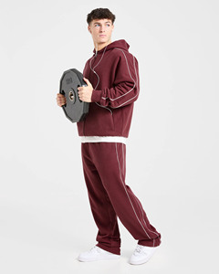 Ensemble de survêtement pour homme 2 pièces, comprenant un sweat à capuche zippé et un pantalon de jogging, couleur bordeaux, coupe oversize, respirant, pour la gym et l'entraînement, avec logo personnalisé OEM - Product Image 4