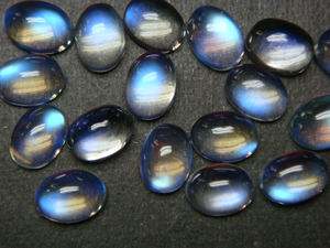 Piedra lunar de Fuego Azul, tamaño libre, forma ovalada, cabujón, piedra lunar, precio al por mayor, forma mixta personalizada, piedra lunar Natural de Madagascar - Product Image 3